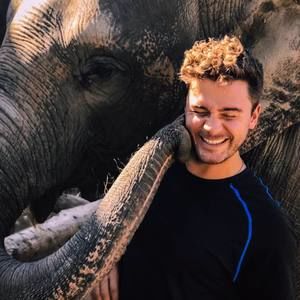 Meet your Posher, Jonathan